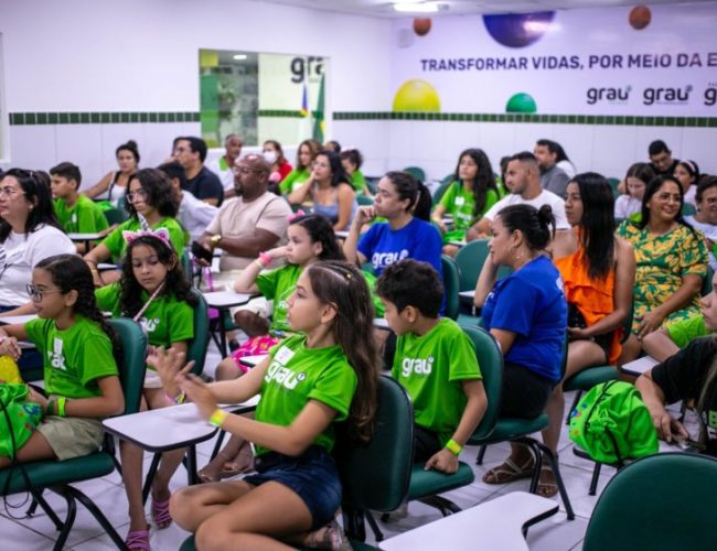 Ambiente de trabalho vira espaço de aprendizado para filhos de colaboradores no Grau Educacional Boa Vista no Recife