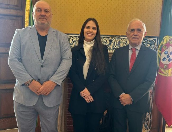 Presidente do Diario de Pernambuco é recebido na Embaixada Brasileira em Lisboa