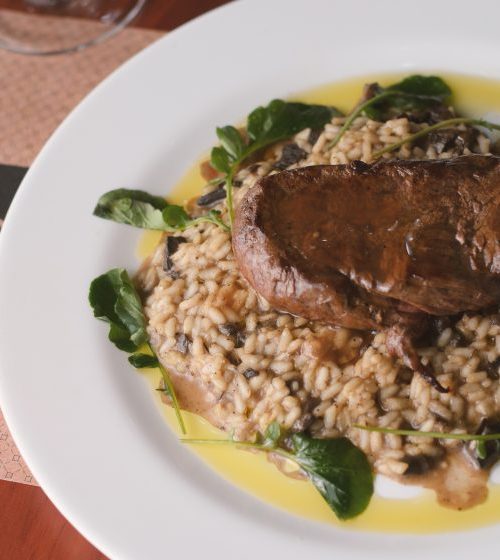 Palato realiza evento gastronômico com degustação de vinhos no RioMar Recife