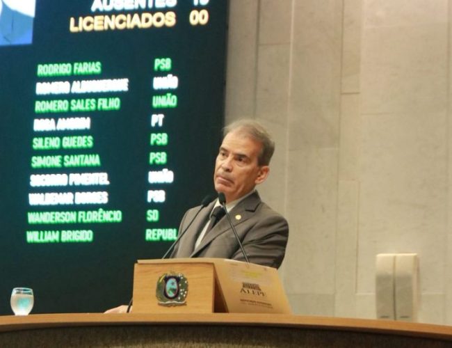 Deputado Feitosa critica prisão de Gilson Machado e recebe apoio nas redes sociais