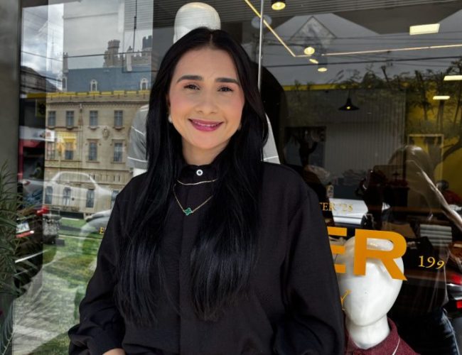 Ela era agricultora. Hoje, à frente de uma franquia, fatura mais de R$1 milhão por ano
