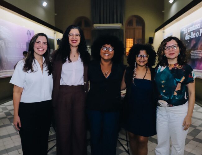 Maria Arraes apresenta projeto para reduzir mortalidade materna em debate sobre violência obstétrica