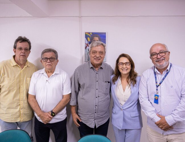 Débora Almeida discute sustentabilidade e produção de milho em reunião na CPRH