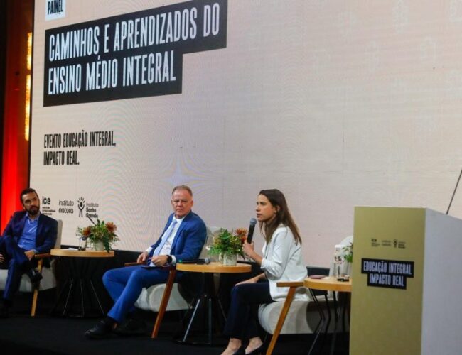 Raquel Lyra destaca liderança de Pernambuco em educação integral durante encontro em São Paulo