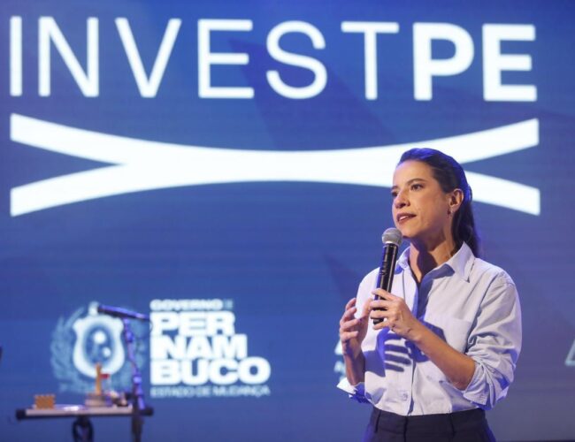 Governadora Raquel Lyra lança Invest Pernambuco durante celebração dos 60 anos da Adepe