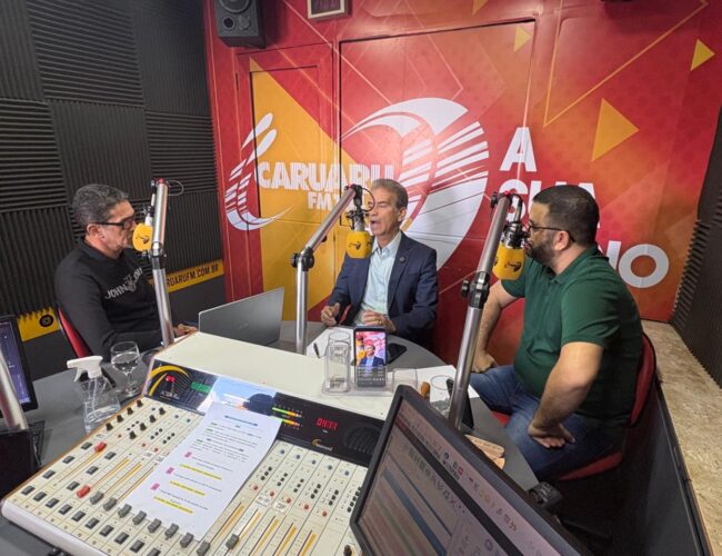 Coronel Alberto Feitosa destaca atuação parlamentar em entrevistas a rádios de Caruaru