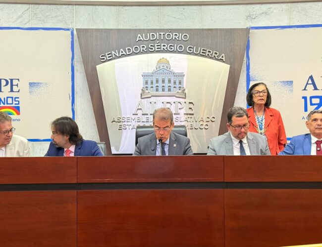 Audiência pública na Assembleia Legislativa de Pernambuco cria grupo de trabalho para debater novas regras da CNH