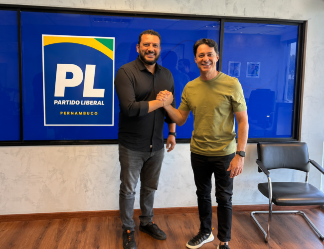 Robson Ouro Preto é recebido por Anderson Ferreira e reforça articulação política rumo a 2026