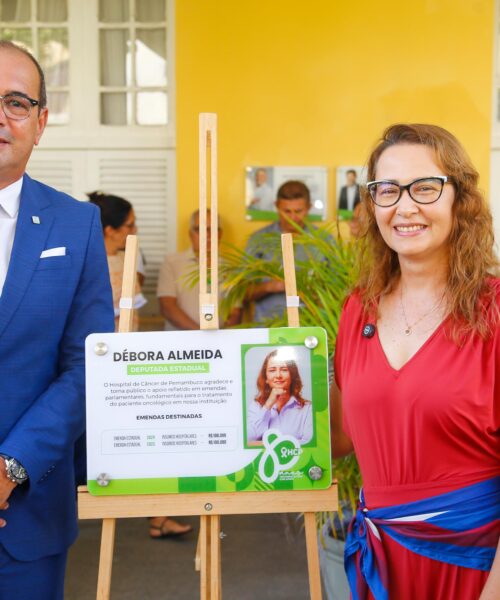 Deputada Débora Almeida é homenageada pelo Hospital de Câncer de Pernambuco por destinação de emendas parlamentares