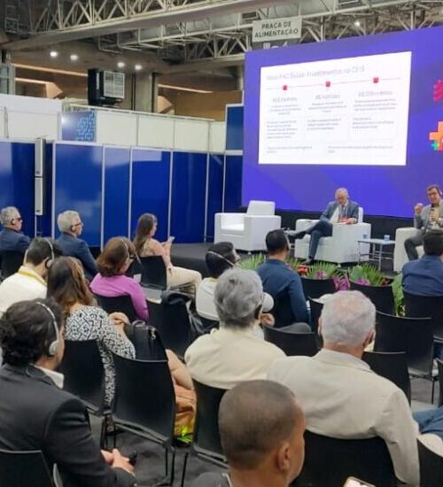 Sindhospe debate impacto da inteligência artificial na gestão da saúde em Pernambuco